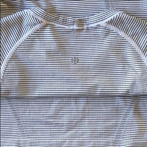 Lululemon shirt